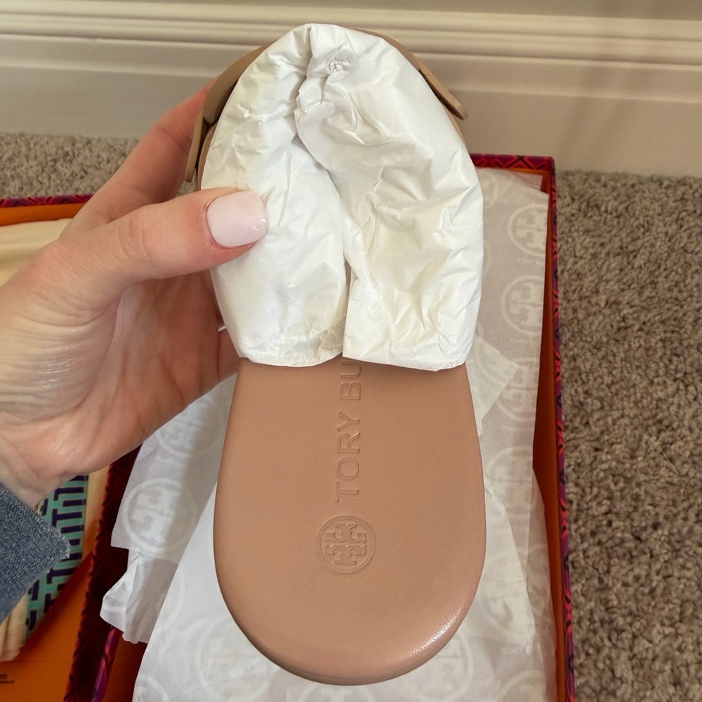 Tory Burch Miller Soft Leather Sandals Light Sand Size 7 Cream Pink - Picture 6 of 9